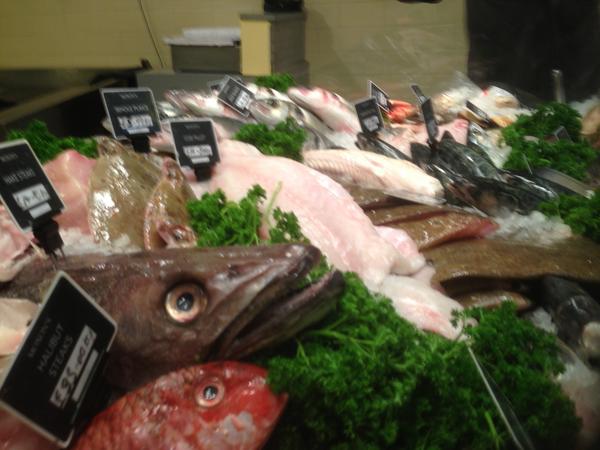 moxonsfish's tweet photo. Ready in South Kensington http://t.co/mjwcBFuz