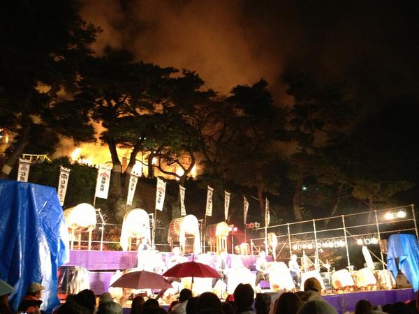 松明太鼓も一段と盛り上がってきました