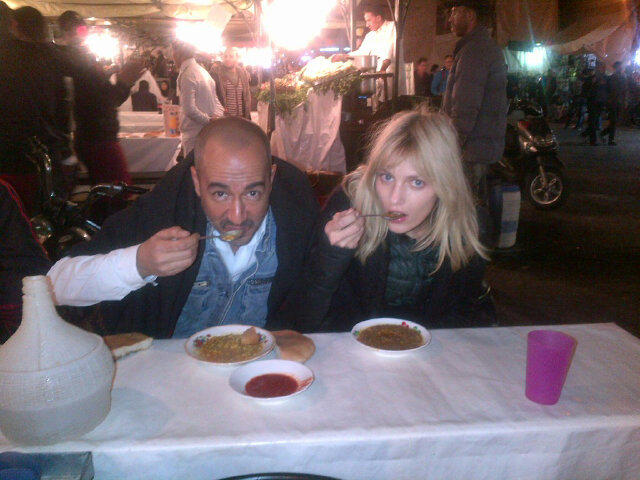 A7XBAE0CIAATe-T.jpg:large