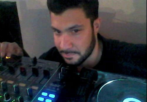 guicoisanostra's tweet image. Mixer e CDJ's no grau, bora pro play .
#MoveLike