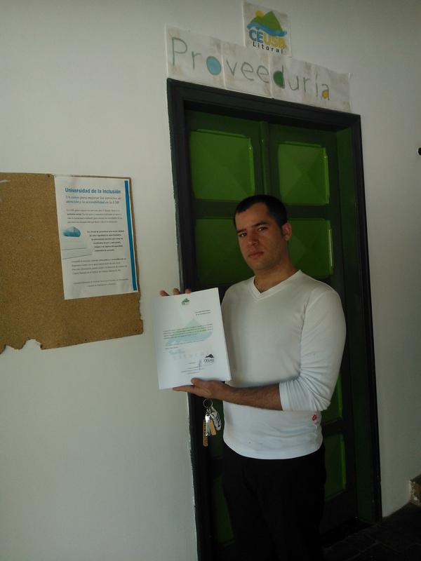 CEUSBSL's tweet image. Entrega de Reconocimiento al Presidente (Adj) del @CEEUSBSDL