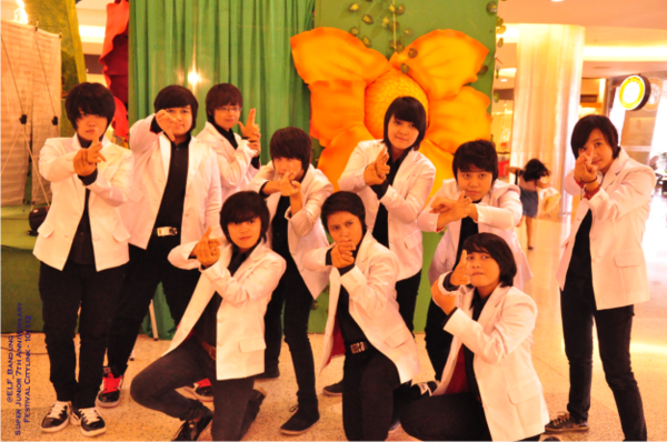 WithMuthi's tweet photo. SPY ZUZU at Super Junior 7th Anniversary 121110 by @ELF_bandung ^^ *shoot* http://t.co/q9wrD0Rl