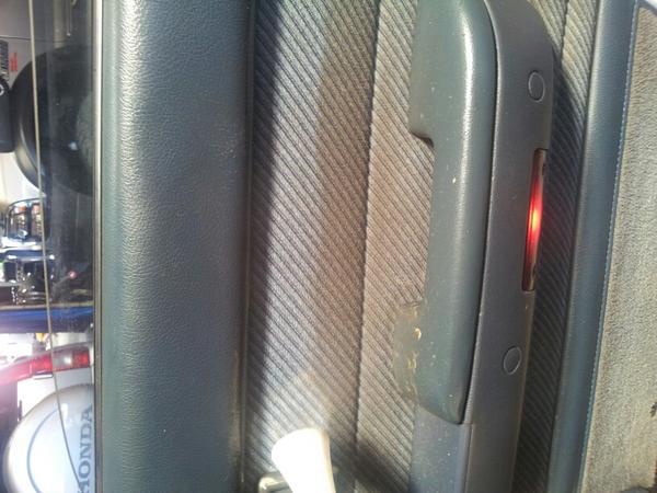 Trabajando en la tapiceria de la 4runner <a href="/Asonate507/">Asonate507</a> <a href="/ELGARGYMOVIL/">ElGargyMovil.com</a> <a href="/rata_army507/">La Rata</a> <a href="/PRESTIGE_507/">PRESTIGE 507Car-Club</a>  <a href="/Motortest507/">MOTOR TEST TV.</a>