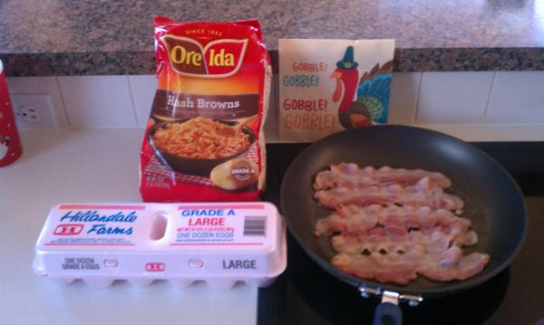TeddyBoegs's tweet photo. Breakfast of champions http://t.co/elIzO5YK