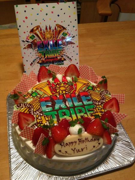 Uzivatel Yurixile Na Twitteru やばいやばいやばい 誕生日ケーキがぁーーーーぁ Exile Tribe 嬉しすぎるっ 食べるのもったいない ありがとー泣 Http T Co Toqncucj