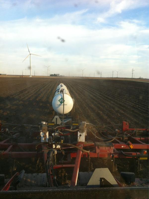 Another wonderful day to be gassin. #NH3 #FallApplication