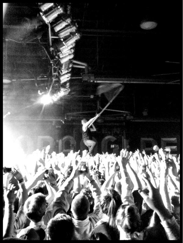 LLToddK's tweet photo. @macklemore Your fans raise you up #JoshGrobanSwag  #sharkfacegang http://t.co/egrRyEe4