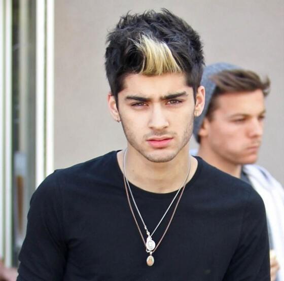 Zayn S Blonde Streak Zaynblondstreak Twitter
