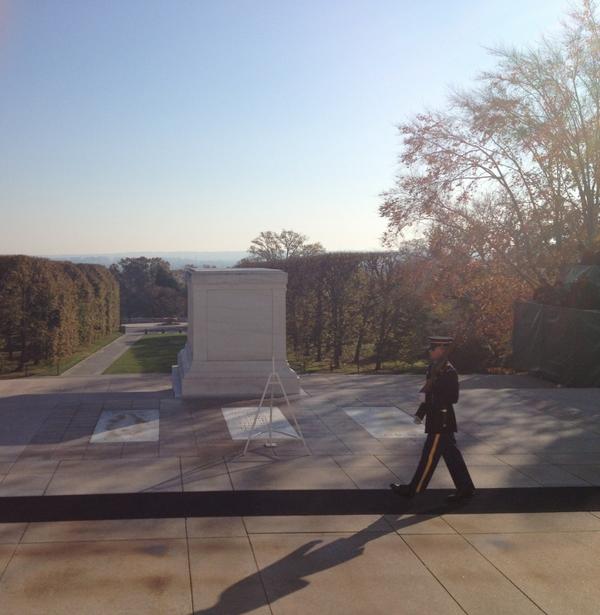 ObamaWhiteHouse's tweet photo. RT @DeptVetAffairs A beautiful Veterans Day at @ArlingtonNatl http://t.co/lBHsmBdM // President Obama speaks @ 11:15ET: http://t.co/u95tzH8r