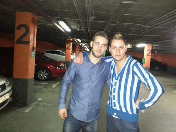 jonijo90's tweet photo. aqui con mi amigo higuain junto a ramos jaja grandee gamellaaaa http://t.co/X1kiyKiB