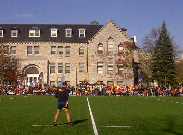 Queen's vs western at Nixon field. Go gaels Go