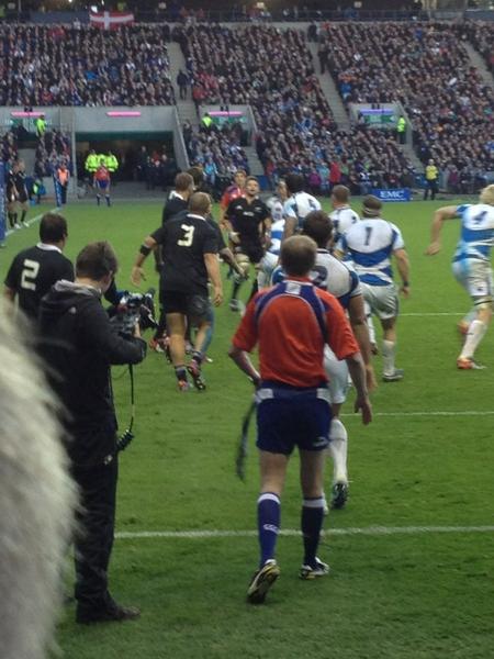 kudos2me's tweet photo. I've never felt so close to the #allblacks v scotland http://t.co/eHG1EQTe