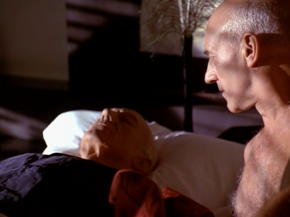 4PatrickStewart's tweet photo. Have you ever woken up and found that you were sleeping next to... yourself?  #PatrickStewart http://t.co/q0PD5kh1
