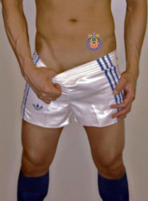 deportehot's tweet photo. aficionado #chivas http://t.co/UEslznhF