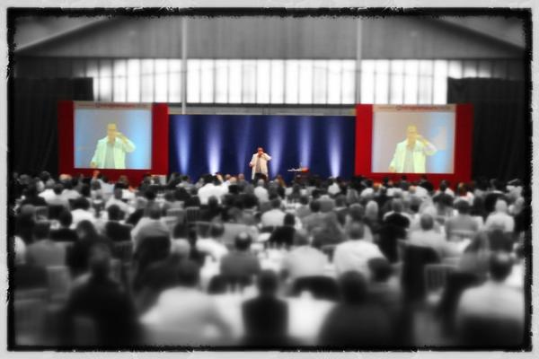 IsteadAV's tweet image. Dr @nigelbotterill looking good this morning @QHotels Basingstoke. Hope you can all hear at the back?! #bottysec #A&amp;amp;E