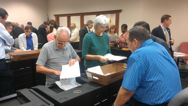 orlandosentinel's tweet photo. @Jason_Garcia is tweeting the manual recount in the Dorworth-Clelland race. Follow him for updates. #cfelection http://t.co/Wi75XkQF