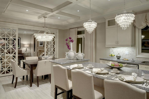 BrandonPR's tweet image. #ModelSuite Monday: Elegant chandelier lighting mixed with soft tones makes the kitchens classy at #CopperHills Phase3