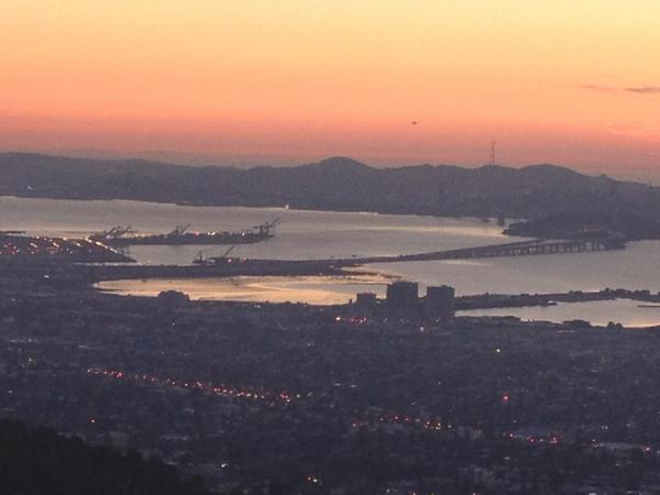 ekukusha's tweet image. Доброе утро, Америка !