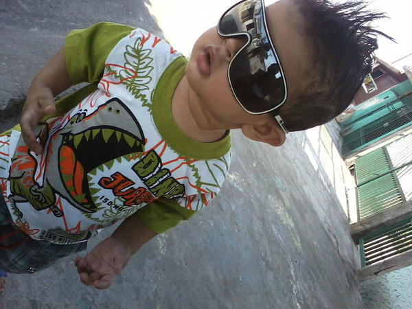 NeiOliveira4's tweet photo. gatao http://t.co/BTFgofDW