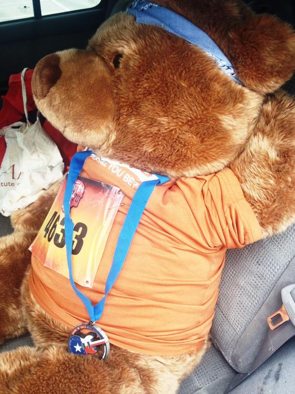 TomJohnStamos's tweet photo. Relaxin' in the car with my medal. #PAWsome http://t.co/mAsvkK20