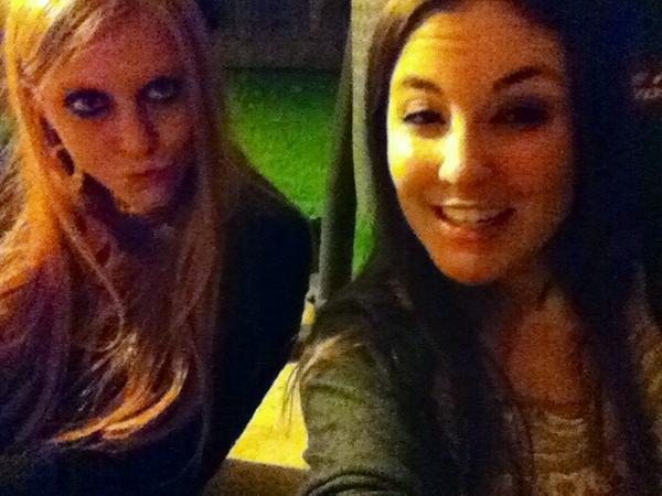 taylorgrijalva's tweet image. #CloseYourEyesAndPickARandomPhotoFromYourPhotoAlbum #soembarrasing #saturdaynight #lovemesomeginger