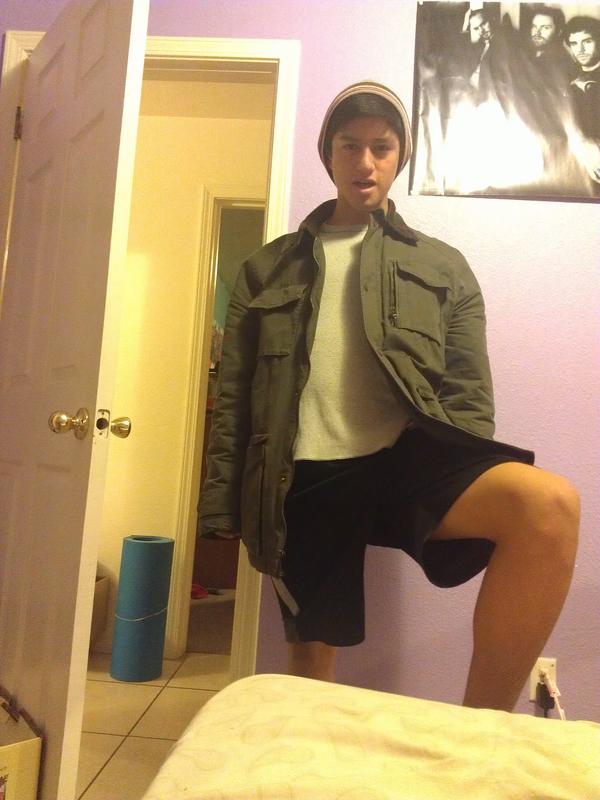 valllmarrr's tweet image. Diva D is ready to go the midnight release and get Black Ops II !!!!!!!! #gameralert