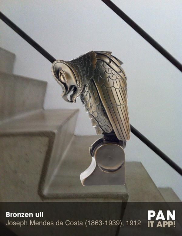 BelindaVisser's tweet image. Thanks Lidewij! Amazing owl by Mendes da Costa @PAN_Amsterdam! “@edelkoort: Owl #LongTermTrend trendtablet.com/14004-owl-the-…”