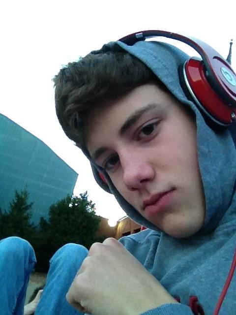 Matt_Robbins97's tweet photo. Typical morning after practice... http://t.co/0rEsas6S