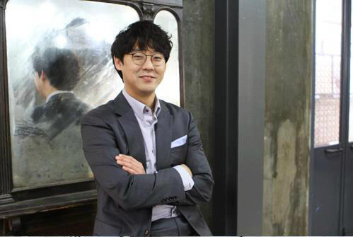 TEDxCAU's tweet photo. TEDxCAU 네 번째 이벤트의 첫 번째 연사님을 공개합니다! 뮤직테라피스트 정은현씨 입니다^_^ 뮤직 테라피스트 정은현씨의 힐링 스토리를 듣고 싶다면 http://t.co/7OlPCbkQ 에서 REGISTER! http://t.co/eIhMQaAh