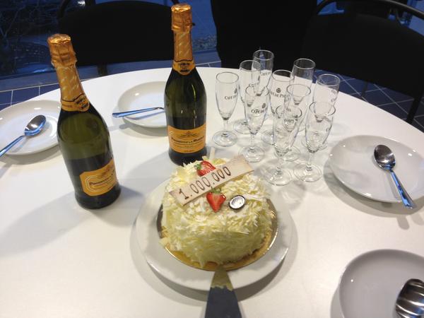 SeansCabin's tweet photo. “@TheHunterGame: Guess what we're celebrating today. http://t.co/4SGI5dSL”  proud to be one of those- still almost zero player in Korean
