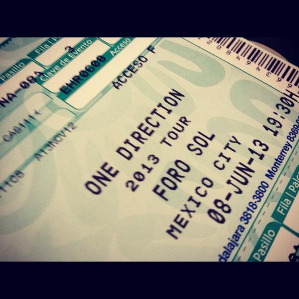 Zailooop's tweet image. Adgkhgsasgkljfdagll! #OneDirectionTour