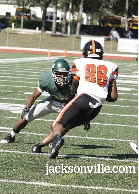 Amac_2's tweet image. #ForcedFumble!