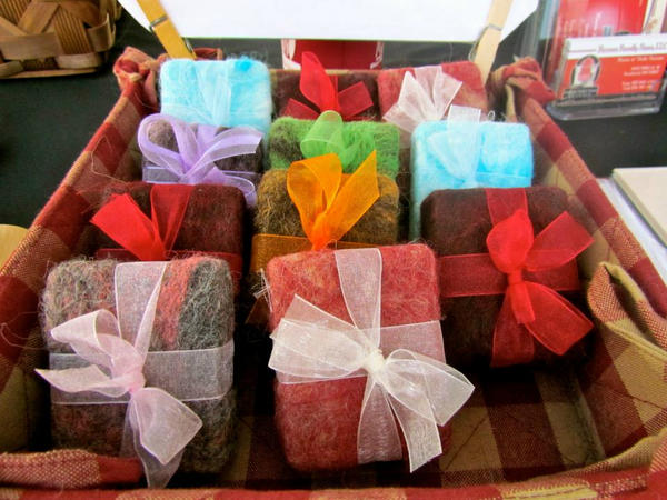 RiverMktFair's tweet image. Fossum Alpaca Farm&apos;s felted soap! #LlamaWool