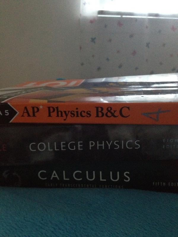 taymjoness's tweet image. Gonna be a long night..... #APprobz #whensgraduation?