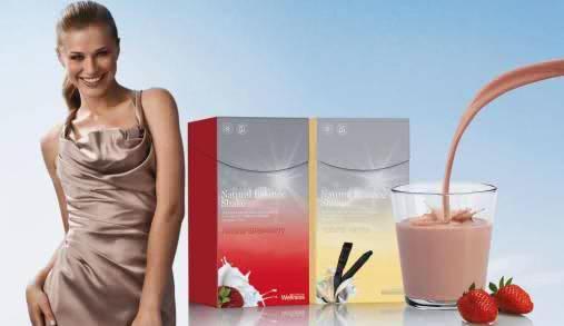 Arum_ST's tweet photo. @Iklan_Indo Nutrishake produk diet andalan Oriflame. http://t.co/zk5QaIsw
