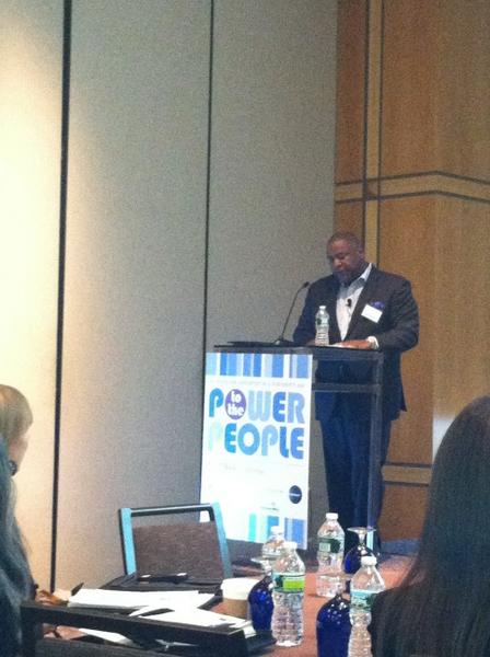 Lindsay_Stein's tweet photo. Mike Paul, the "Reputation Doctor," moderates Blitz Talks @PRWeekUS Conference #prweekp2p http://t.co/BJWRCND2