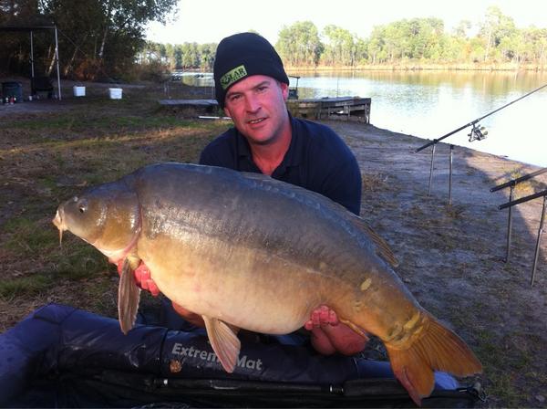 And another for Andy , 50,8
Wot a busy day we're Havin , 
5-3 to him ... At the moment !