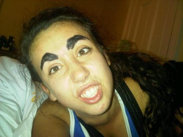 arkatnip_'s tweet image. @Jasminellak #nicebrows