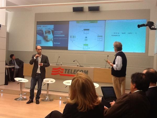 Expo2015Milano's tweet image. #cm4expo Giuseppe Littera di Sardex illustra la soluzione di network di moneta complementare inventata da sua startup