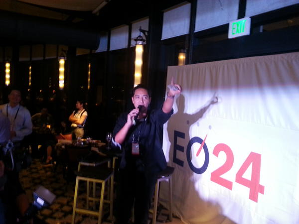 EOPhilippines's tweet photo. Leon: I wanna say thank you... #EOPhilippinesXmas http://t.co/mFcHc0Z9