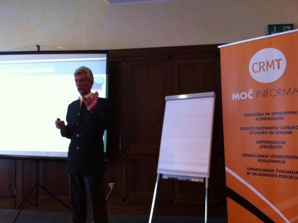 JFaganel's tweet image. Gary Coombe in action #ParAccel &quot;deep dive&quot; at @CRMT0 Analytical breakfast