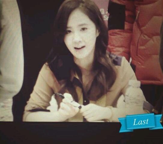 [PIC][15-11-2012]SNSD xuất hiện tại buổi fansign cho thương hiệu "LG" vào chiều nay A7vNwJ7CEAA24N3