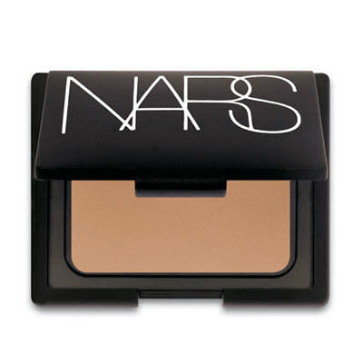 SparklePR's tweet photo. My favourite winter warmer for complexions is the #LagunaBronzer by Nars. A favourite with @millsmackintosh http://t.co/JdDuwwrT