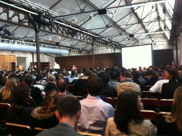 RoumageMareva's tweet photo. Regroupement @Cdiscount à la Faïencerie #600personnes #motiver #coworking http://t.co/tyM05yrI