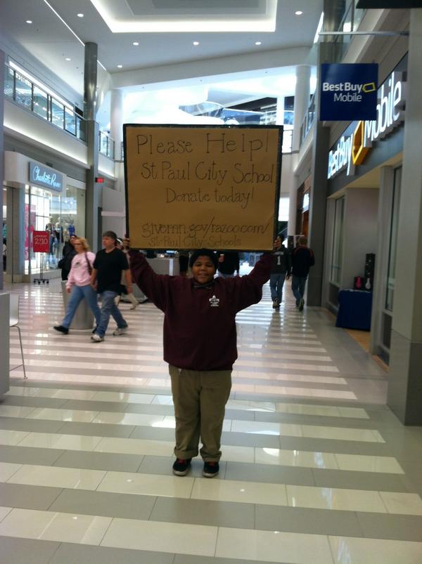 StPaulCity's tweet photo. Donate to St Paul City Schools today!!!!

#GTMD12 http://t.co/UEBZLoNx