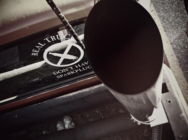 BeeCrosbyy's tweet photo. @_dieselpower_ http://t.co/PbMOo92o
