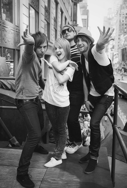 ParamorePicture tweet picture