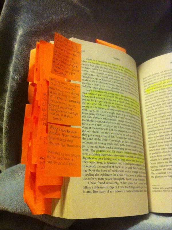 Maya_VanDriel's tweet image. You know a class is hard when this is what you book looks like... 😖📖🔫 #somanystickynotes #apcomp #walden