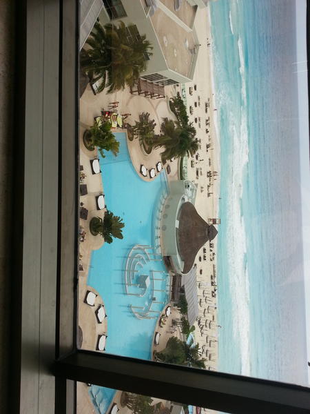 View from elevator lobby outside my room.  Just heaven. <a href="/MEbyMelia/">@MEbyMelia</a>