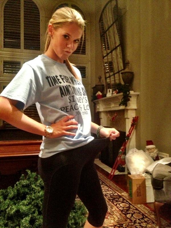 BaconLauren's tweet image. Energy project with @CaseyS04 #elasticenergy 😂